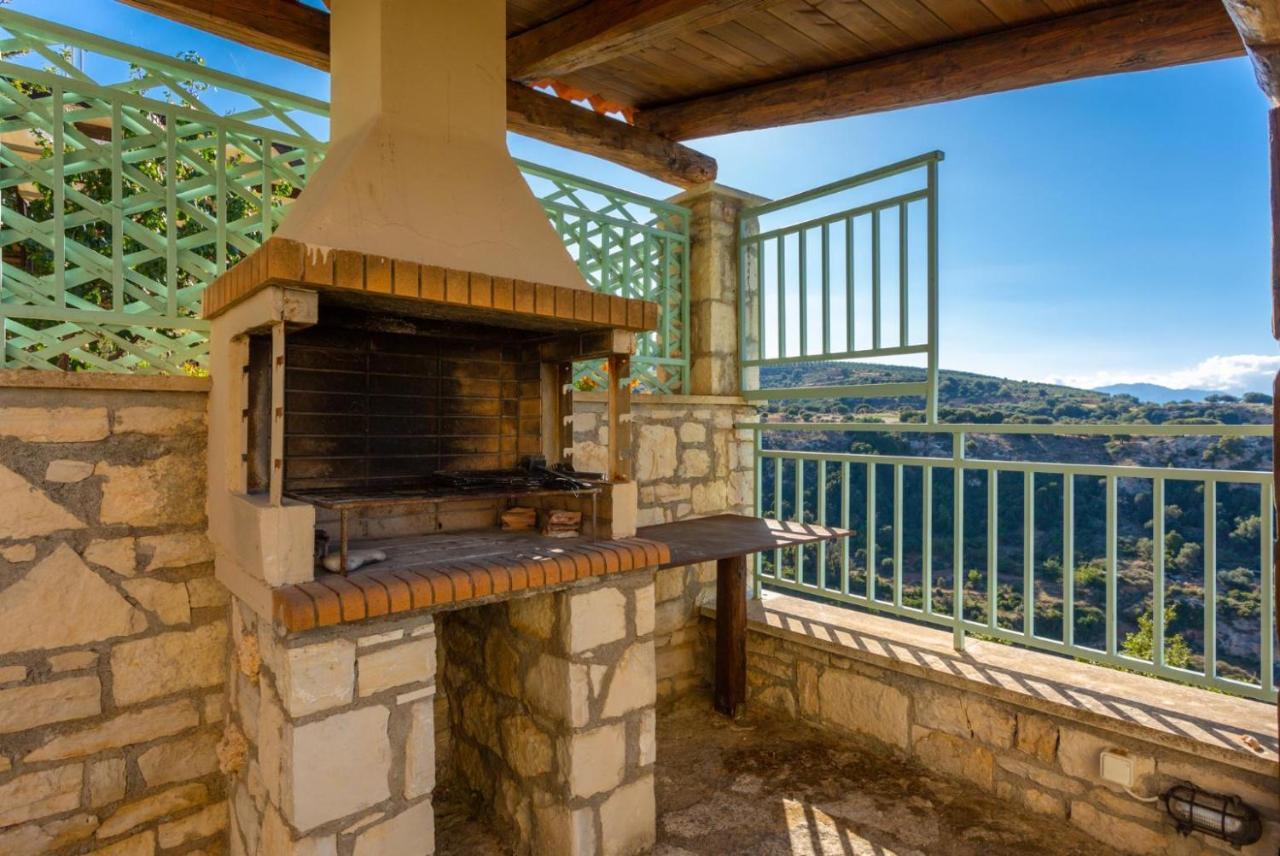 Villa Selini Roussospition Bagian luar foto